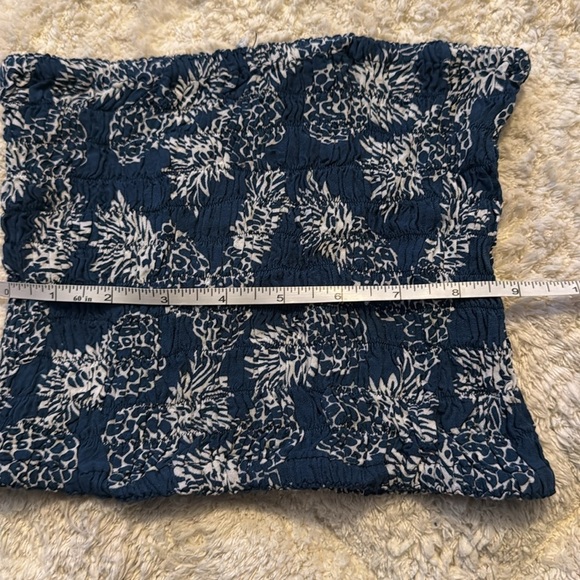 Navy and White Pineapple Print 2pc Set Size Small - Picture 7 of 7